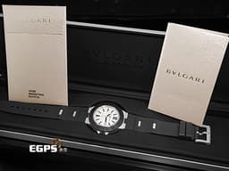 BVLGARI 寶格麗 Bulgari Aluminium系列 103382&nbsp;<font color="#e2e2e2">鋁合金+鈦金屬材質</font>&nbsp;<font color="#4F4F4F">黑色橡膠刻度錶圈</font>&nbsp;大三針&nbsp;<font color="#FF0000">2025年保卡</font>&nbsp;自動上鍊 40mm