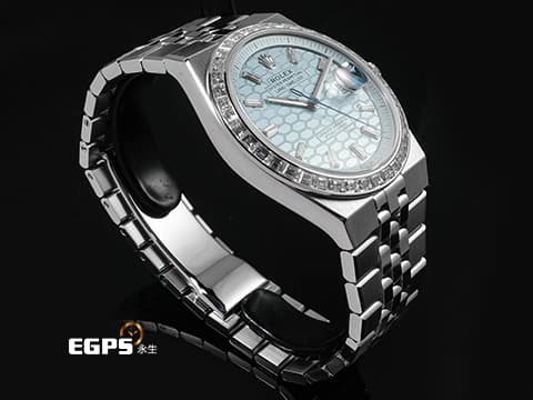 ROLEX 勞力士 Land-Dweller 127386 PT950 鉑金材質&nbsp;最新系列 陸行者 勞力士數一數二的透背錶款 醇冰藍色蜂巢圖案錶面 原廠鑲嵌鑽石錶圈、梯形鑽石時標&nbsp;2026年保卡 纖薄紀念型（Flat Jubilee）錶帶&nbsp;自動上鍊 40mm