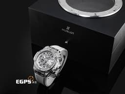 Hublot 宇舶 BIG BANG 大爆炸 Unico Titanium&nbsp;441.NE.2011.RW.1704 鈦金屬材質 <font color="#05f0f0">原廠鑲嵌170顆鑽石錶殼（共0.8克拉） 126顆鑽石錶圈（共1.1克拉）</font> <font color="#ff0000">2024年電子保單</font> 飛返計時碼錶 自動上鍊 42mm