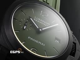 PANERAI 沛納海 Luminor Quarantta Carbotech PAM01526 PAM1526 碳纖維材質 <font color="#6b9a4c">軍綠色面盤 錶帶快拆式功能</font>&nbsp;三日鍊 小秒針&nbsp;<font color="#FF0000">2026年保卡 </font>自動上鍊  40mm