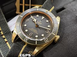 TUDOR 帝舵 Black Bay Bronze 碧灣 79250BA 青銅材質 <font color="#778899">石板灰色面盤 </font> 復古 雪花針 <font color="#FF0000">2025年保單</font> 自動上鍊 43mm