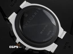 BVLGARI 寶格麗 Bulgari Aluminium系列 103868&nbsp;<font color="#e2e2e2">鋁合金+鈦金屬材質</font>&nbsp;<font color="#dedede">熊貓面盤&nbsp;</font><font color="#4F4F4F">黑色橡膠刻度錶圈</font> 計時碼表 <font color="#FF0000">2025年保卡 台灣公司貨</font> 自動上鍊 40mm