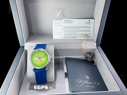 H. Moser &amp; Cie. 亨利慕時 Pioneer Centre Seconds 開拓者 <font color="#05f0f0">清新亮眼的柑橘綠面盤</font> 3201-1204 三日鍊 <font color="#3f8bee">開拓者大三針 </font><font color="#058703">柑橘綠概念腕錶</font><font color="#03f6f9">&nbsp;</font>不鏽鋼 大三針&nbsp;<font color="#FF0000">2025年保單</font>&nbsp;自動上鍊&nbsp; 42.8mm