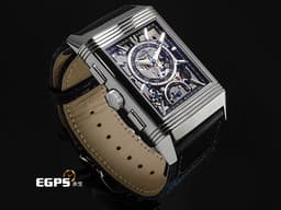 Jaeger Le-Coultre 積家 JLC Reverso Classic 翻轉系列 Q389848J 不鏽鋼材質&nbsp;<font color="#05f0f0">簡約大方的藍色太陽放射狀扭索飾紋錶盤&amp;逆跳計時機械結構鏤空錶盤 兩種風格隨意翻轉切換</font>&nbsp;<font color="#ff0000">2024年保卡 僅試戴收藏極新品</font> 手動上鏈 49.4 x 29.9mm