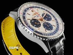 BREITLING 百年靈 Navitimer B01 Chronograph 43 航空計時 AB01382 AB0138241G1P1 不鏽鋼材質 計時碼表 <font color="#fff2e5">米白色熊貓面盤</font> <font color="#FF0000">2024年保單 經典環形飛行滑尺 百年靈自製01機芯</font> 自動上鍊 43mm