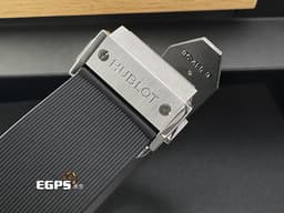 HUBLOT 宇舶 Classic Fusion Chronograph 經典融合 541.NQ.1470.RX.UEL26 <font color="#eb820a">橘色玻璃纖維錶圈 UEFA EuropaLeague 官方授權限量版 鈦金屬材質錶殼</font>&nbsp;計時碼錶 <font color="#FF0000">2026年保單 全球限量50只</font> 自動上鍊 42mm