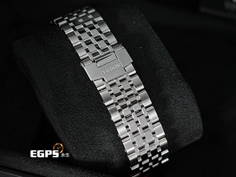 TUDOR 帝舵 1926 Luna系列 91560-0003 亮黑色面盤搭配金色指針、時標 不鏽鋼 大三針 月相盈虧&nbsp;帝舵史上首款月相腕錶 周董 周杰倫代言款 2026年保卡&nbsp;自動上鍊 39mm