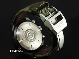 IWC 萬國 Pilot`s Chronograph 飛行員系列 IW389101 計時碼表 星期日期顯示<font color="#33CCFF">「Top Gun」海軍空戰部隊</font> 黑陶瓷錶殼 <font color="#FF0000">2021年保卡</font>&nbsp;自動上鏈 44.5 mm