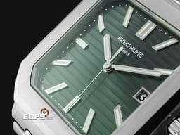Patek Philippe 百達翡麗 PP Cubitus 5821/1A-001 不鏽鋼材質&nbsp;<font color="#c0f2bf">綠色橫條浮雕日輝紋面盤</font><font color="#2828FF">&nbsp;</font>大三針<font color="#ff0000">&nbsp;方形圓角錶殼 橄欖綠 2026年保單 </font> 自動上鍊 45mm