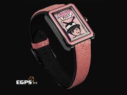 CHANEL 香奈兒 BOY·FRIEND BLUSH H10281 黑色塗層不鏽鋼材質&nbsp;<font color="#fbb1cf">香奈兒女士肖像和粉紅色圖騰面盤 粉色菱格紋圖騰小牛皮錶帶</font><font color="#FFff00">&nbsp;</font><font color="#ff0000">2025年保卡&nbsp;</font>石英機芯 27.9 x 21.5mm