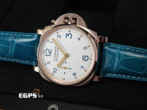 PANERAI 沛納海 Luminor Due 3 Days PAM741 Oro Rosso 象牙白色面盤搭配藍色數字時標 PAM00741 三日鍊 小秒針 玫瑰金材質 特製P.1000/10鏤空機芯&nbsp;2020年保單 手上鍊 42mm