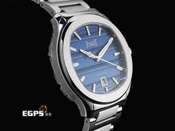 PIAGET 伯爵 Polo Signature Date 系列 G0A51032 枕型 <font color="#8fbeff">藍色緣飾紋理面盤</font><font color="#3773b3">&nbsp;</font>不鏽鋼材質 <font color="#ff0000">2026年保卡</font> 自動上鍊 42mm