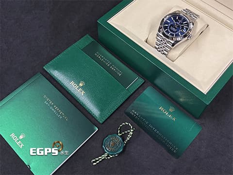 ROLEX 勞力士 Sky-Dweller 蠔式 天行者 336934 最新9002機芯 亮藍色面盤 沙羅系統 年曆錶 兩地時區 經典三角坑紋錶圈 2025年保卡 紀念型（Jubilee）五銖錶帶 自動上鍊 42mm
