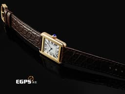 CARTIER 卡地亞 經典 坦克 TANK MUST 小型款 W5200024 18K玫瑰金材質&nbsp;<font color="#6da6d2">圓珠形錶冠鑲嵌1顆凸圓形藍色合成尖晶石</font> 石英機芯 31 x 24.4mm