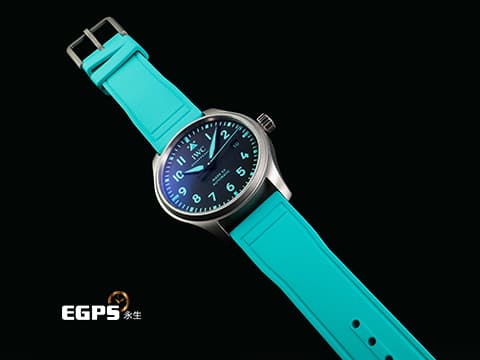 IWC 萬國錶 馬克二十飛行員系列&nbsp;Mercedes-AMG Petronas F1車隊 Mark XX特別版 馬石油綠色 IW328210 鈦金屬材質 5日動力儲存&nbsp;2026年保卡&nbsp;自動上鍊 40mm