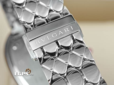BVLGARI 寶格麗 Serpenti Seduttori系列 103937 銀白色面盤搭配羅馬數字時標&nbsp;經典&nbsp;六角形蛇鱗鍊節錶帶&nbsp;不鏽鋼材質&nbsp;2026年保單&nbsp;石英機芯 33mm