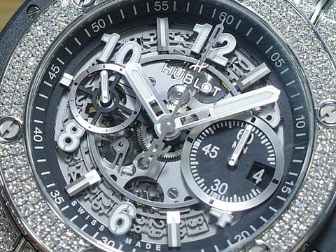 Hublot 宇舶 BIG BANG 大爆炸 Unico Blackmagic 421.NX.1170.RX.1704&nbsp;&nbsp;鈦金屬材質 飛返計時碼錶&nbsp;&nbsp;原鑲162顆鑽石錶圈（約1.1克拉） 2025年最新電子式保單 自動上鍊 44mm