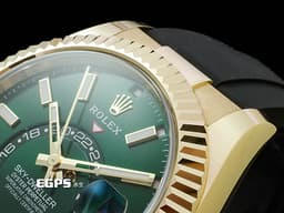 ROLEX 勞力士 Sky-Dweller 蠔式 天行者 336238 沙羅系統 年曆錶&nbsp;<font color="#f5dea8">18K黃金材質 </font><font color="#44e024">2025年最新款 綠色面盤 全台第一</font><font color="#3db625">顆</font><font color="#05f0f0">&nbsp;</font>&nbsp;<font color="#FF0000">Oysterflex橡膠錶帶搭配快調延展錶扣 2025年保卡</font> 自動上鏈 42mm