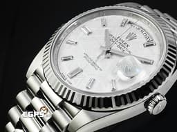 ROLEX 勞力士 Day-Date DD 40 蠔式 日期星期型 228239&nbsp;18K白金材質 <font color="#05f0f0">隕石面盤搭配10顆方形切割鑽石</font>&nbsp;<font color="#ff0000">2023年保卡 蒐藏未使用品</font>&nbsp;經典三角坑紋錶框 元首型（President）總統帶 自動上鍊 40mm