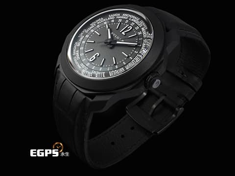 BVLGARI 寶格麗 Bulgari Octo Roma 103764 黑色DLC塗層不鏽鋼材質&nbsp;霧面黑色巴黎釘紋錶盤 世界時區、24 時區顯示與 24 小時顯示功能&nbsp; 2026年保卡 快拆錶帶&nbsp;自動上鍊 41mm