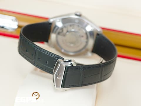 OMEGA 歐米茄 Constellation 星座 Globemaster Annual Calendar 系列&nbsp;&nbsp;13033412210001「Pie Pan Dial 多邊型立體綠色錶盤」碳化鎢材質外圈&nbsp;年曆錶&nbsp;不鏽鋼&nbsp;2022年台灣公司貨&nbsp;同軸擒縱&nbsp;自動上鏈 41mm