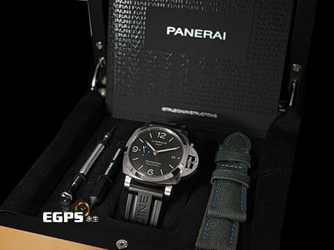 PANERAI 沛納海 Luminor GMT 3 Days PAM01320 經典三明治面盤 淡褐色夜光時標 菸草面 PAM1320 藍色小秒針 三日鍊 兩地時區 動能顯示 絕版透明錶背款 自動上鍊 44mm