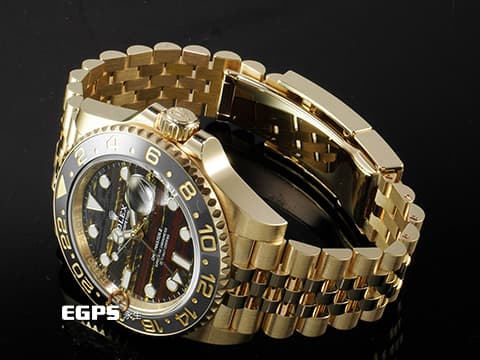 ROLEX 勞力士 GMT-Master II 蠔式 格林威治型 126718 GRNR 兩地時間 18K黃金材質&nbsp;灰黑雙色陶瓷錶圈 皮蛋圈 2025年最新款 鐵虎眼石錶面&nbsp;2025年保卡 紀念型（Jubilee）五銖錶帶 自動上鍊 40mm
