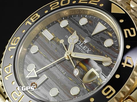 ROLEX 勞力士 GMT-Master II 蠔式 格林威治型 126718 GRNR 兩地時間 18K黃金材質&nbsp;灰黑雙色陶瓷錶圈 皮蛋圈 2025年最新款 鐵虎眼石錶面&nbsp;2025年保卡 紀念型（Jubilee）五銖錶帶 自動上鍊 40mm