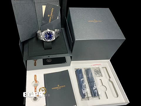 Vacheron Constantin 江詩丹頓 VC Oversea 縱橫四海 4500V/110A-B128 易拆卸替換錶帶裝置，完全無需工具即可替換喜愛的皮帶、橡膠帶、或是鋼鍊帶，日內瓦印記機芯  藍色大三針面 2019年  41mm