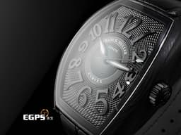 FRANCK MULLER 法蘭穆勒 Curvex CX CX36 酒桶型 <font color="#05f0f0">碳纖維材質 三維曲線黑色面盤</font> <font color="#ff0000">2025年保單 </font>自動上鏈&nbsp;36.5 x 52.65 mm