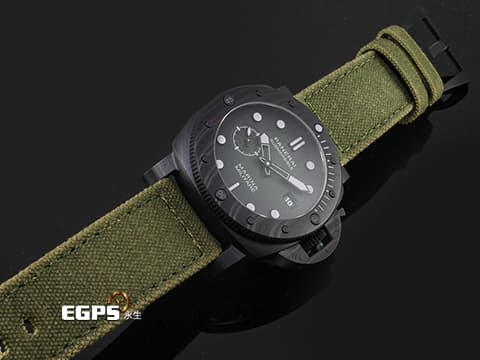 PANERAI 沛納海 Submersible Marina Carbotech PAM01698&nbsp;PAM1698 碳纖維材質 漸層啞光綠色粒紋面盤&nbsp;2026年保卡&nbsp;自動上鍊 44mm