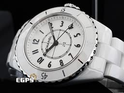 CHANEL 香奈兒 J12 White Ceramic H5698 <font color="#05f0f0">經典款 白陶瓷材質</font> 大三針&nbsp;<font color="#ff0000">2025年保卡 專利不鏽鋼蝴蝶扣</font> 石英機芯<span style="font-size: 10pt;">&nbsp;33mm</span>