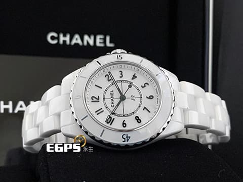 CHANEL 香奈兒 J12 White Ceramic H5698 經典款 白陶瓷材質 大三針&nbsp;2025年保卡 專利不鏽鋼蝴蝶扣 石英機芯&nbsp;33mm