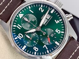 IWC 萬國 Pilot`s IW388103 飛行員 計時碼錶 <font color=#008000> 綠色面盤 </font> <font color=#FF0000><font color=#FFFF33>2024年保單</font> 全新飛行員計時腕錶，新式錶帶簡易替換系統 </font> 飛行錶 自動上鏈 41mm