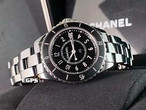 CHANEL 香奈兒 J12 Black Ceramic H5697 黑陶瓷 經典 大三針 2024年台灣公司貨 專利不鏽鋼蝴蝶扣 石英腕錶 33mm