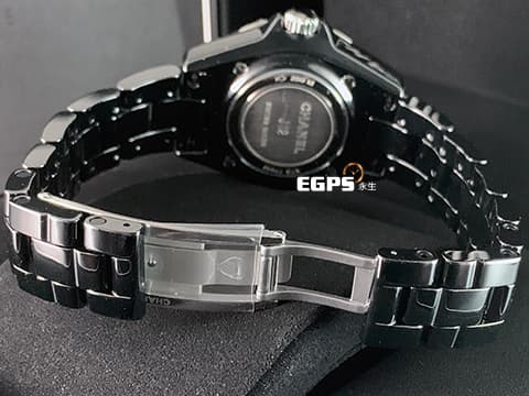 CHANEL 香奈兒 J12 Black Ceramic H5697 黑陶瓷 經典 大三針 2024年台灣公司貨 專利不鏽鋼蝴蝶扣 石英腕錶 33mm