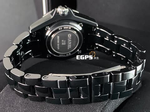 CHANEL 香奈兒 J12 Black Ceramic H5697 黑陶瓷 經典 大三針 2024年台灣公司貨 專利不鏽鋼蝴蝶扣 石英腕錶 33mm