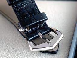 Patek philippe 百達翡麗 PP錶 Calatrava Small Seconds&nbsp;<font color="#ADADAD">炭灰色垂直緞紋面</font>&nbsp;6119G-001 經典 小秒針 18K白金材質 6119 G 巴黎釘紋雕飾錶圈 <font color="#FF0000">2026年保單 </font> 手上鍊 39mm