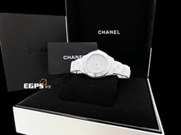 CHANEL 香奈兒 J12 White Ceramic H5703 白陶瓷 <font color=#84C1FF>原廠鑽石時標</font> 經典 <font color=#FF0000>2024年保單 專利不鏽鋼蝴蝶扣 </font> 石英腕錶 33mm