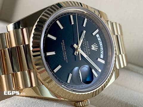 ROLEX 勞力士 Day-Date 星期日誌型 DD 228238 18K黃金材質 黑色格紋面盤&nbsp;2022年保年&nbsp;自動上鍊 40mm