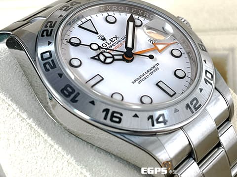 ROLEX 勞力士 Explorer II 蠔式 探險家二號 226570 白色面盤 探二 橘色兩地時間指針 GMT 不鏽鋼 新式3285機芯 2021年保卡 錶友蒐藏未使用品&nbsp;自動上鍊 42mm