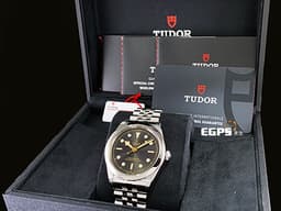 TUDOR 帝舵 Heritage Black Bay M79680-0001 碧灣 雪花針 不鏽鋼 <font color="#FF0000">2024年新式保卡 最新MT5601自製機芯 搭配最新「T-fit」快調錶扣</font> 79680 自動上鍊 41mm