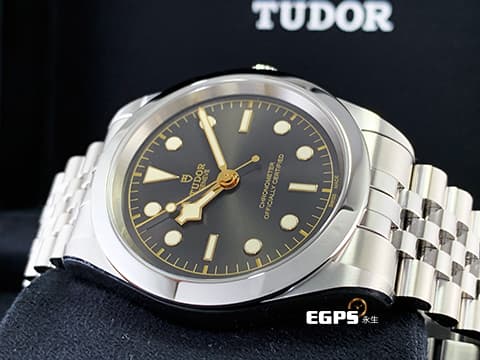 TUDOR 帝舵 Heritage Black Bay 碧灣 79680 雪花針 不鏽鋼 大三針&nbsp;2024年保卡 MT5601自製機芯 搭配「T-fit」快調錶扣 自動上鍊 41mm