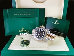 ROLEX 勞力士 GMT-Master II 格林威治型 126713GRNR <font color=#9c9893>灰</font><font color=#4F4F4F>黑</font>雙色陶瓷錶圈 皮蛋圈 126713 GRNR <font color=#f5dea8>18K黃金 半金款</font> 兩地時間 <font color=#FF0000>2024年保卡 紀念型（Jubilee）五銖錶帶</font> 自動上鍊 40mm