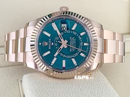 ROLEX 勞力士 Sky-Dweller 蠔式 天行者 336935 <font color=#46afc8>最新9002新機芯 藍綠色面盤</font> 永恆玫瑰金 沙羅系統 年曆錶 兩地時區 經典三角坑紋錶圈 <font color=#FF0000>2024年保卡 蠔式（Oyster）三節錶帶</font> 自動上鍊 42mm