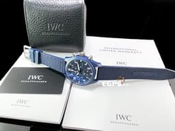 IWC 萬國 Pilot`s Chronograph 飛行員系列 IW389404<font color=#33CCFF>「TOP GUN」海軍空戰部隊</font> 計時碼表 星期、日期顯示 <font color=#4169e1>藍色陶瓷材質「Oceana」特別版</font> 飛行錶 <font color=#FF0000>2024年保單</font> 自動上鍊 41.9mm