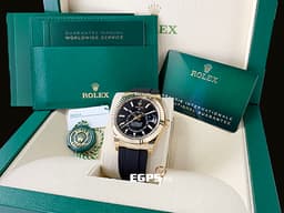ROLEX 勞力士 Sky-Dweller 蠔式 天行者 336238 <font color="#707070">最新9002機芯 亮黑色面盤</font> 沙羅系統 年曆錶 兩地時區 <font color="#f5e856">18K黃金材質</font> 經典三角坑紋錶圈&nbsp;<font color="#FF0000">Oysterflex橡膠錶帶 2026年保卡 原廠膠膜</font>&nbsp;自動上鍊<font color="#FF0000"><font color="#FF0000">&nbsp;</font></font>42mm