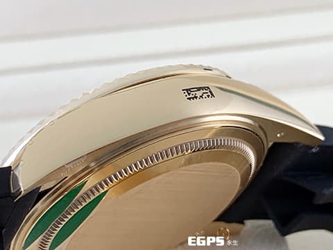 ROLEX 勞力士 Sky-Dweller 蠔式 天行者 336238 最新9002機芯 亮黑色面盤 沙羅系統 年曆錶 兩地時區 18K黃金材質 經典三角坑紋錶圈&nbsp;Oysterflex橡膠錶帶 2026年保卡 原廠膠膜&nbsp;自動上鍊&nbsp;42mm