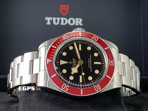 TUDOR 帝舵 Heritage Black Bay 碧灣 M7941A1A0RU-0001 雪花針 紅水鬼 酒紅色外圈 搭配快速調節「T-fit」折疊扣 M 7941A 1A0RU 水鬼 自製機芯 2026年保卡&nbsp;潛水錶 自動上鍊 41mm