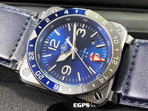 Bell &amp; Ross 柏萊士 Instruments 系列 BR03-93 GMT BLUE 鈦金屬 太陽紋藍面 藍灰圈 雙向旋轉陽極氧化鋁錶圈&nbsp;2026年保卡 自動上鏈&nbsp;42mm